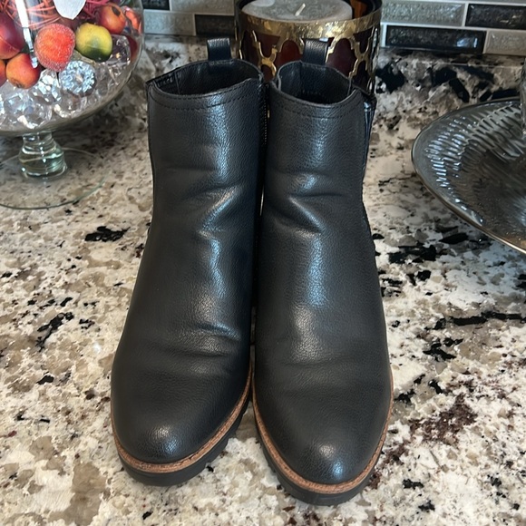 Naturalizer Black Booties size 7.5W - Picture 10 of 11